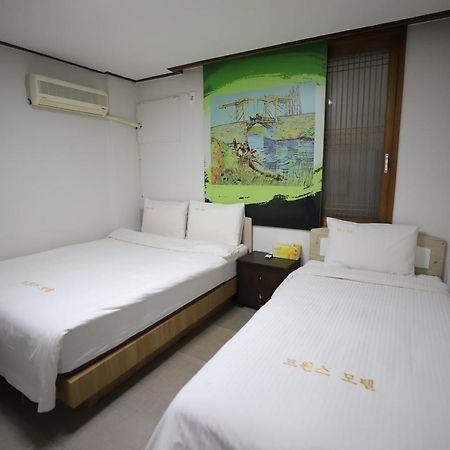 Twins Hotel Jeju Luaran gambar