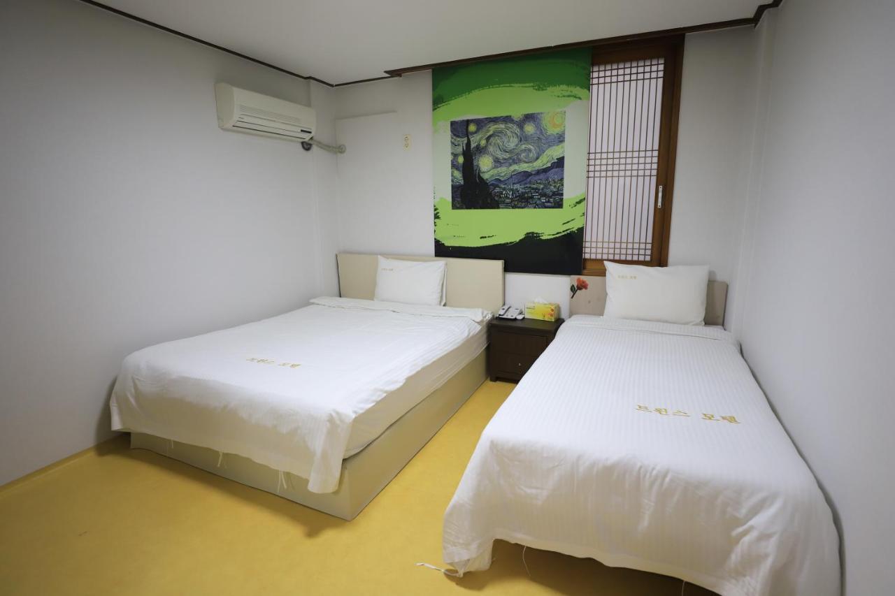 Twins Hotel Jeju Luaran gambar